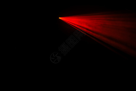 雷达中的红色激光束背景