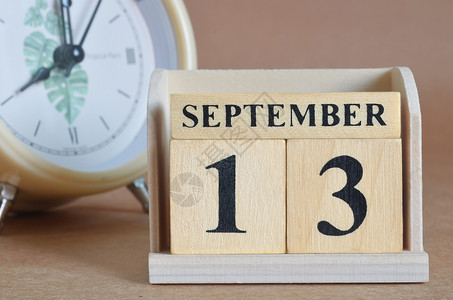 13周年祭9月13日日历时间标题纪念日学习工作礼物周年办公室笔记背景
