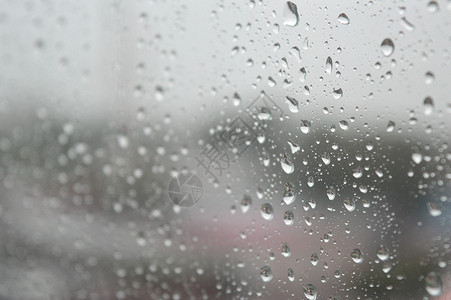 窗户下着雨 下雨天天空气候雨滴天气宏观蒸汽水滴水分环境玻璃背景