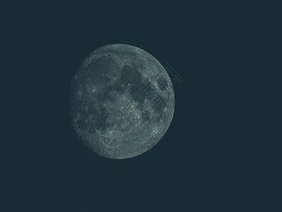 天空中美丽的月光戏剧性月亮反射月球海景海洋场景背景图片