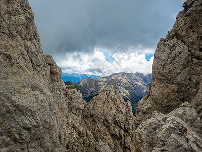 特雷尼诺白云石登山者高清图片