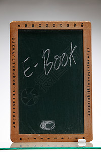 数字桌面教育绿色学校粉笔科目沟通摄影技术粉笔画黑板背景图片