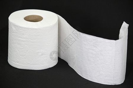 纸尿裢黑背景的厕所纸卷配饰金字塔棉布毛巾大便残渣小便卫生清洁工宏观背景