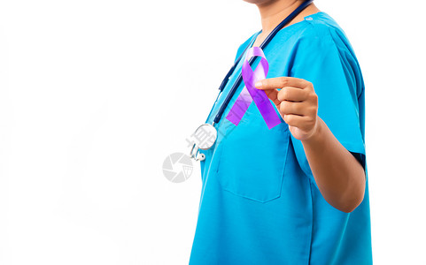 紫色挂带奖牌女医生穿蓝色制服 手握紫色丝带狼疮胃肠病治疗癫痫女士帮助世界中风女性活动背景
