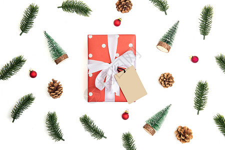 圣诞标签圣诞圣诞节假日配有红色礼品盒和标签装饰品手工业手工假期周年云杉艺术配件季节松果庆典背景