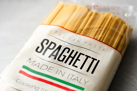 看一包的素材一包带有意大利制造标签的意大利面背景