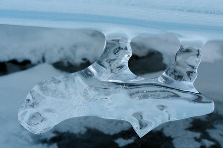 卡勒西冷冻冰块在比卡勒上 破碎的冰块编队裂缝水晶旅行亮度洞穴女士旅游地平线钟乳石背景