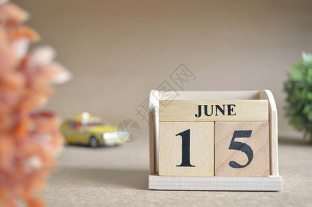 小标题背景6月15日镜框礼物汽车出租车玩具桌子立方体商业假期工作背景