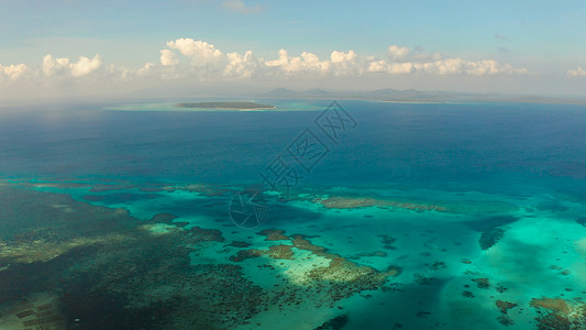环礁湖和热带岛屿的热带景观 菲律宾巴拉巴茨 帕拉万高清图片