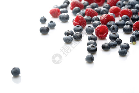 草莓摄影图生命摄影图营养食物饮食甜点小吃树叶花园水果蓝色宏观背景