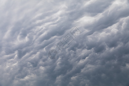 风暴前线Mammatus 云层背景天空风暴雷雨气象类型场景空气前线哺乳动物蓝色背景