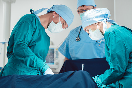 妇科手术在医院进行手术的医生人数 住院医生人数病人诊所团队从业者博士工具妇科医生医学手术室男人背景