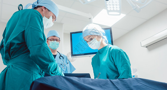 德国护士在医院进行手术的医生人数 住院医生人数剖腹产护士手术室诊所女士职业妇科工作房间病人背景