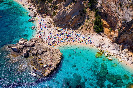 马里奥阿隆索意大利奥罗西湾省国家公园和被列为世界遗产 意大利萨丁尼亚Sardinia海滩海景晴天中年假期海洋海岸海岸线旅行热带背景