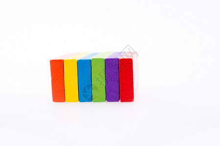 多彩多色多明度教育骨牌创造力童年乐趣积木游戏建筑白色玩具背景图片