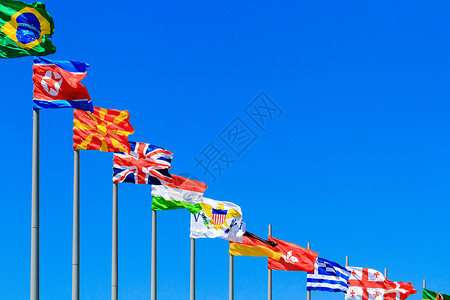 联合国旗帜反蓝天空的旗帜 复制空间桅杆蓝色蓝天合作锦标赛旅游世界天空竞争冠军背景