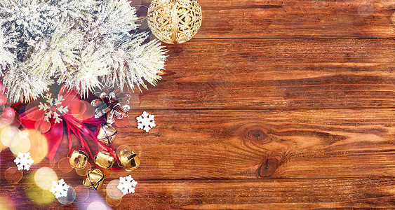 木周年圣诞树枝 礼品 肉桂 香肠 火炉和木制生木本底彩蛋白星的圣诞节成份作品礼物木头周年盒子松树装饰问候语锥体展示背景