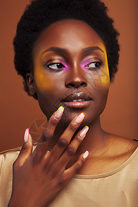 非洲裔手模型年轻的高清图片