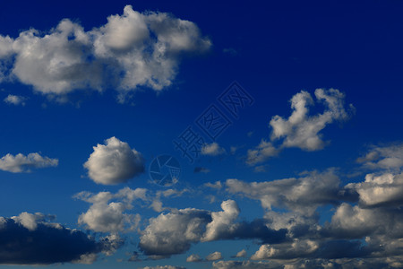 蓝色天空云云蓝生活太阳天堂空气环境自由阳光季节活力风景图片
