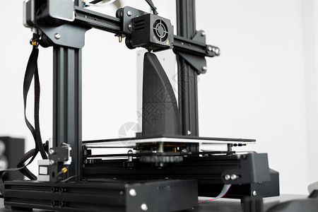 实验室的3D印刷机操作 由3D打印机负责电脑材料聚合物创造力腹肌工作软件商业原型工具背景图片