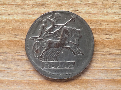 二坎古厝古罗马杜拉克姆硬币反向显示木星战车背景