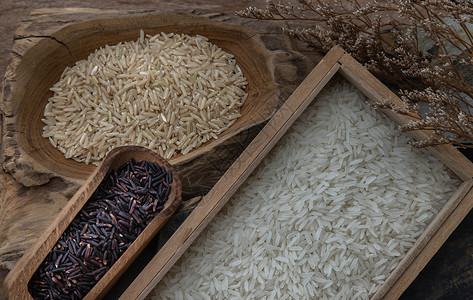 精米各类大米 棕米 茉莉花米 旧木本底的稻草养分美食栽培木头营养黑米食物干花粮食种子背景