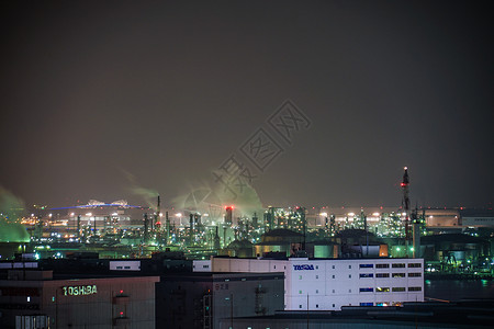 京滨工业区从川川县川川卡瓦萨基市看到Keihin工业区组合器夜景血管夜空交通工厂烟囱机构景观街景背景