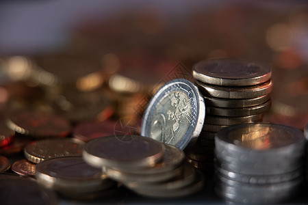 欧盟硬币一堆硬币 欧洲货币单位 欧盟成员国货币银行业芯片游戏经济投资筒管金融柜台银行反射背景