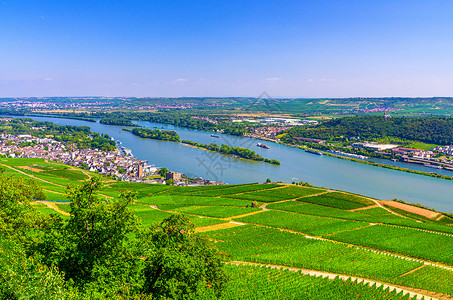 中间莱茵河谷莱茵河峡谷或上中莱茵河谷的空中全景爬坡农村酿酒蓝色树木地区旅行农业地平线环境背景