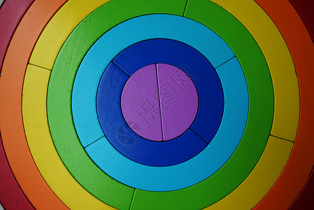 色萨利彩彩色教育玩具幼儿园紫色创造力闲暇框架蓝色意义圆形光谱黄色背景