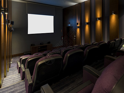 投影电影小型电影院 有红座椅和多面车 没有人背景