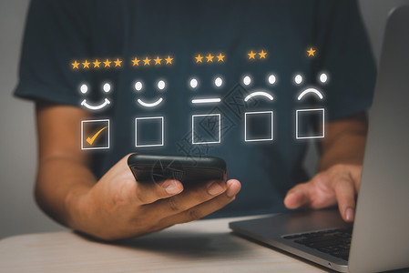 客户评论满意度反馈调查 对在线应用概念的笑脸图标服务体验给予非常满意的评价顾客产品质量用户营销速度电脑评分审查卓越背景