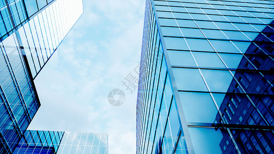 蓝色科天空技玻璃建筑经营理念 摩天大楼的玻璃立面 天窗的镜面反射 阳光灿烂的日子 蓝天中有阳光 现代建筑背景 3d 渲染组织建筑学窗户景观技背景