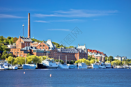斯德哥尔摩港口和Sodermalm岛的海滨高清图片