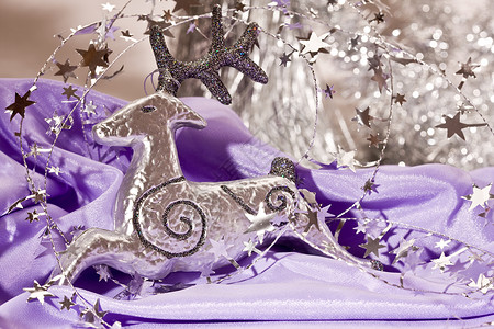 银鹿 装饰品 星星 新年 庆典 花环背景图片
