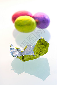 复活鸡蛋 假期 棒棒糖 糖果 篮子背景图片