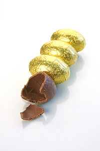 复活鸡蛋 宗教 假期 巧克力 喜庆的 白色的背景图片