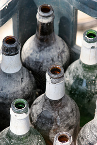 瓶数瓶 棕色的 生日 箱 白色的 班级 酒精 绿色的 肮脏的背景图片
