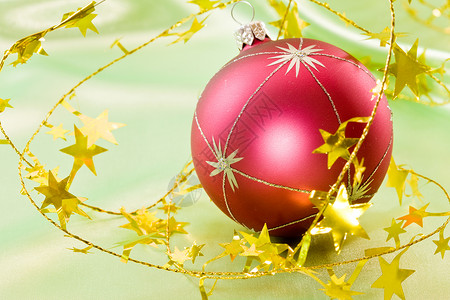 圣诞节装饰 红色的 金的 球 庆典 装饰品背景图片