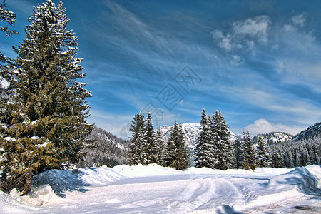 意大利多洛米山脉上的雪 天空 冬天 运动 白云岩背景图片