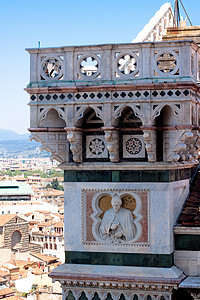 雕像塔 屋顶 佛罗伦萨 阴影 意大利 柱子 建筑 基督教背景图片