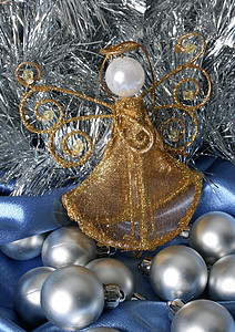 圣诞天使 圣诞节 季节性的 塑像 球 翅膀背景图片