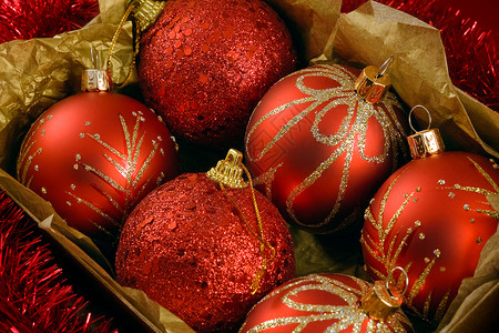 盒装的圣诞节球 喜庆的 点缀 闪亮的 庆祝 假期 作品 玻璃背景图片