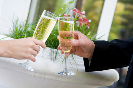 结婚香槟 女性 女孩 喝 手 宏观 新婚 手指 套装图片