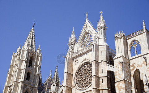 里昂大教堂 城堡 塔 钟 遗产 西班牙 古老的 高脚凳背景图片
