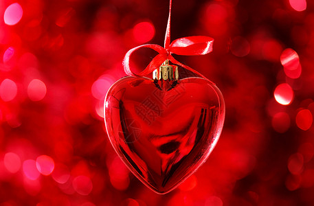 红心红 爱 天 丝绸 红色的 小饰品 玻璃 背景虚化 周年纪念日背景图片