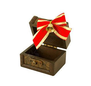 白色孤立的棕色木制礼品盒背景图片