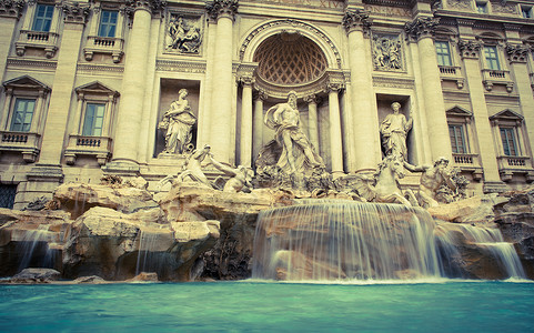 费里尼意大利罗马著名的Trevi喷泉 流动的 岩石 历史的背景