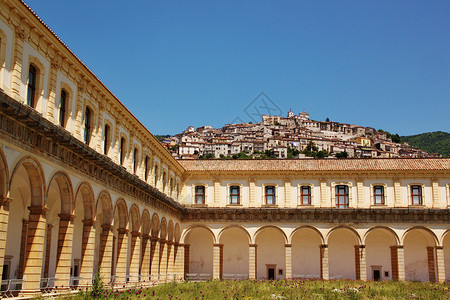 帕杜拉 宗教 旅游 切尔托萨 白色的 屏风 天主教的 修道院背景图片