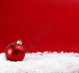红圣诞面包 雪 红色的 高调 影棚拍摄 一小群物体 对象行 白色的背景图片